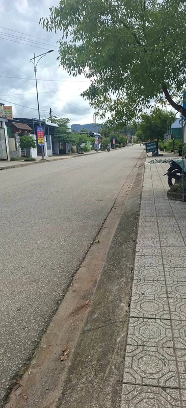 Bán nhà đất 9x32m, 2 PN, Đạ Tẻh, Lâm Đồng