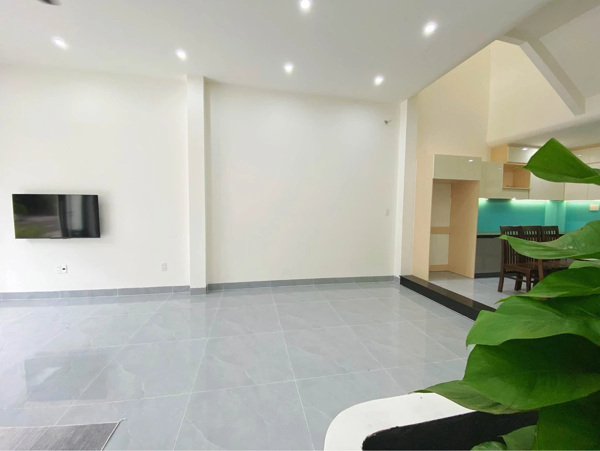 Bán nhà 4 tầng mặt tiền 82,5m2 Hòa Cương Bắc Đà Nẵng - Ảnh thu nhỏ 2