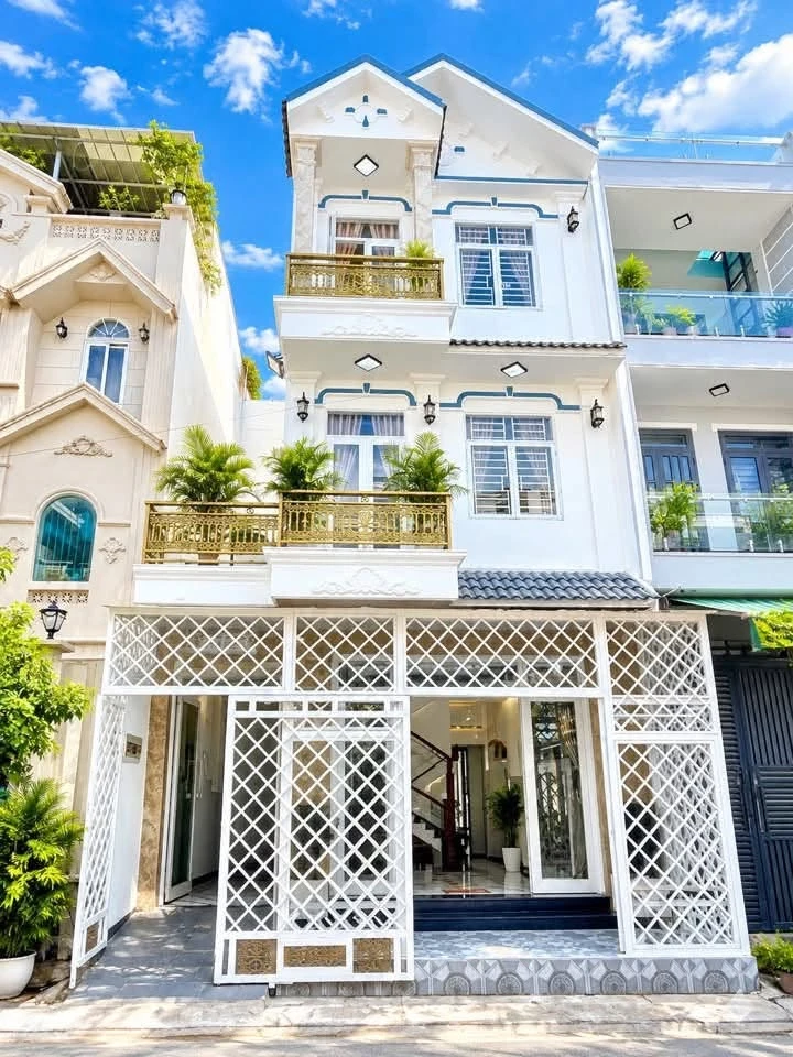 Bán nhà 3 tầng 80m² 4PN Nhà Bè gần UBND, giá 6 tỷ 3 - Ảnh 1