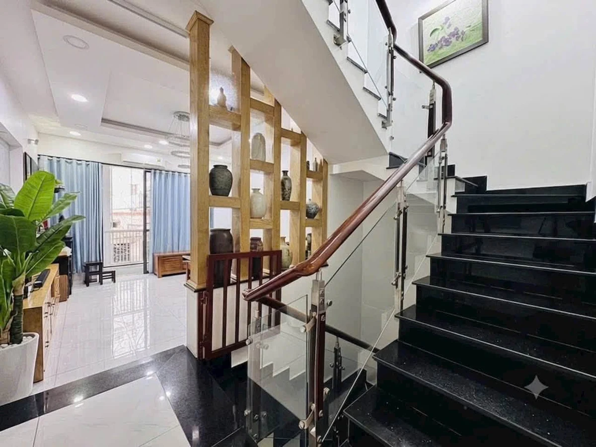 Bán nhà 4 tầng 4PN 70m² gần Chợ Bà Chiểu, Phú Nhuận 12 tỷ - Ảnh thu nhỏ 4