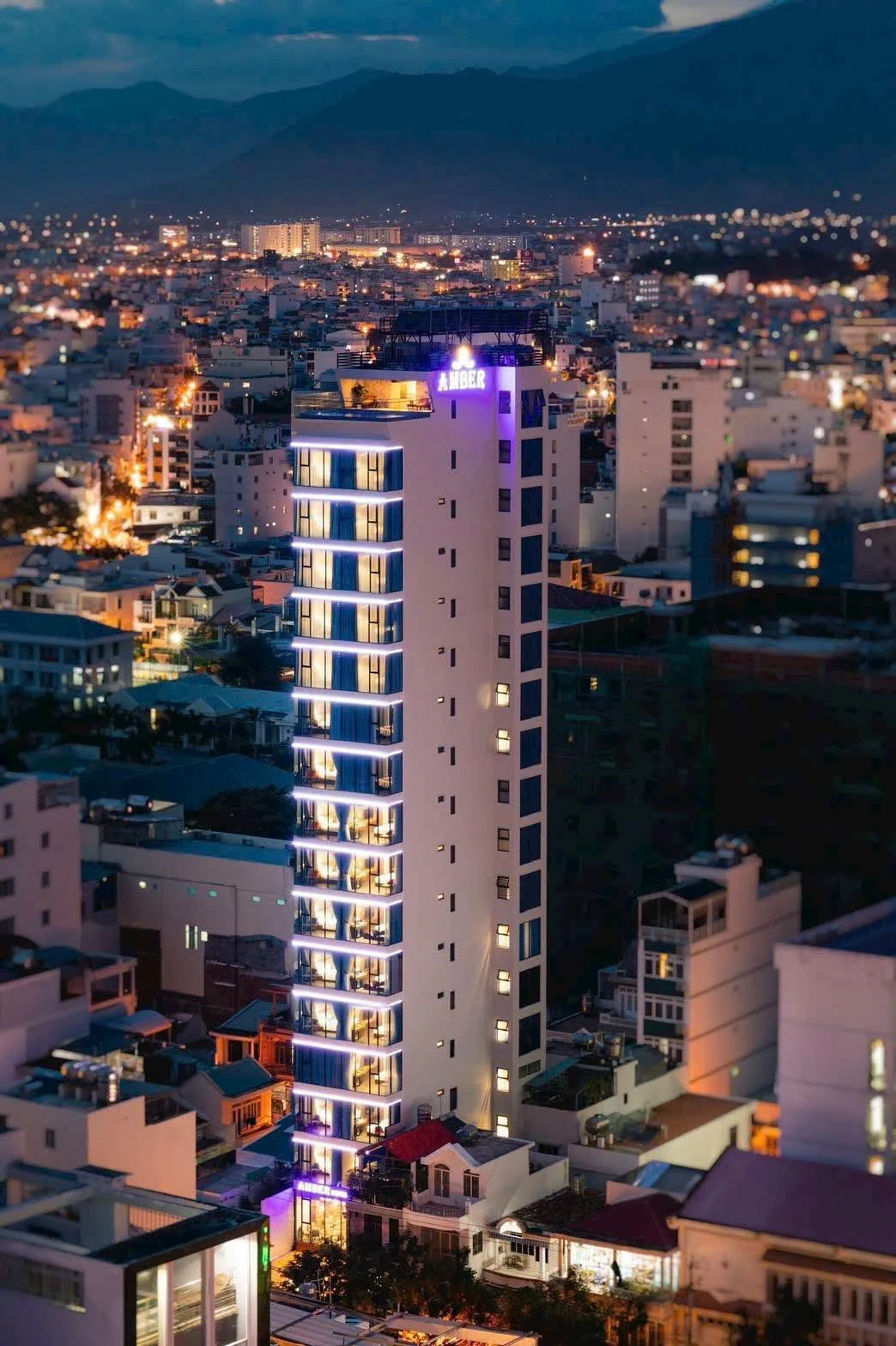 Bán khách sạn 44 phòng mặt tiền Biệt Thự, Nha Trang, 142m² - Ảnh 1