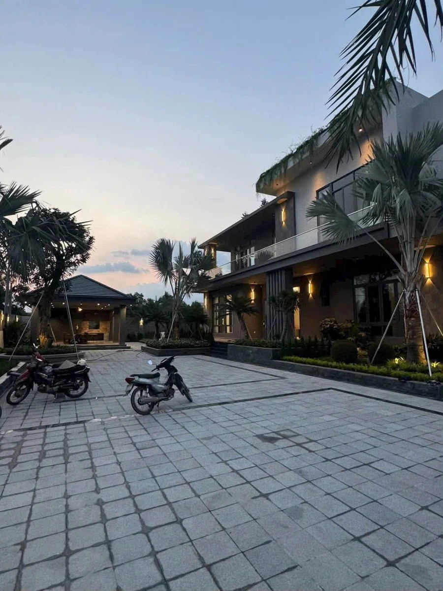 Bán biệt thự sân vườn 1.800m² Bình Chánh, 28 tỷ - Ảnh thu nhỏ 4