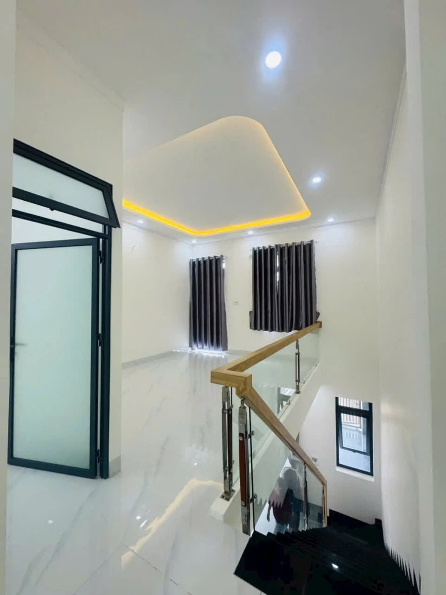 Bán nhà phố mới 110m2 3PN Cao Thành Buôn Ma Thuột 2.55 tỷ - Ảnh thu nhỏ 5