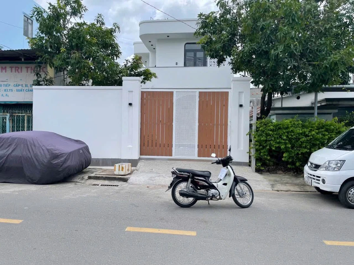 Bán nhà mặt tiền Đường 24, Thủ Đức, 232m² - Ảnh 1