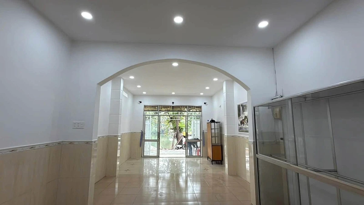 Bán đất mặt tiền Quận 9, 130m2, 5 tỷ - Ảnh thu nhỏ 4