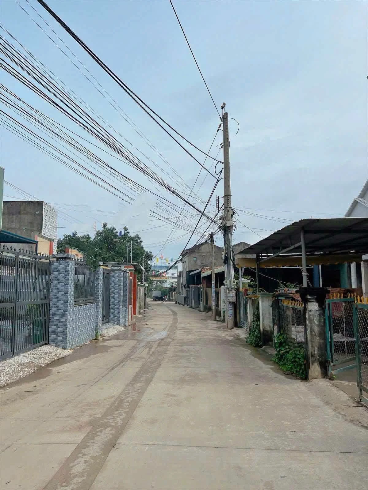 Bán nhà 134m2, 3 phòng ngủ gần giao lộ Lai Ổn Đồng Nai - Ảnh 1
