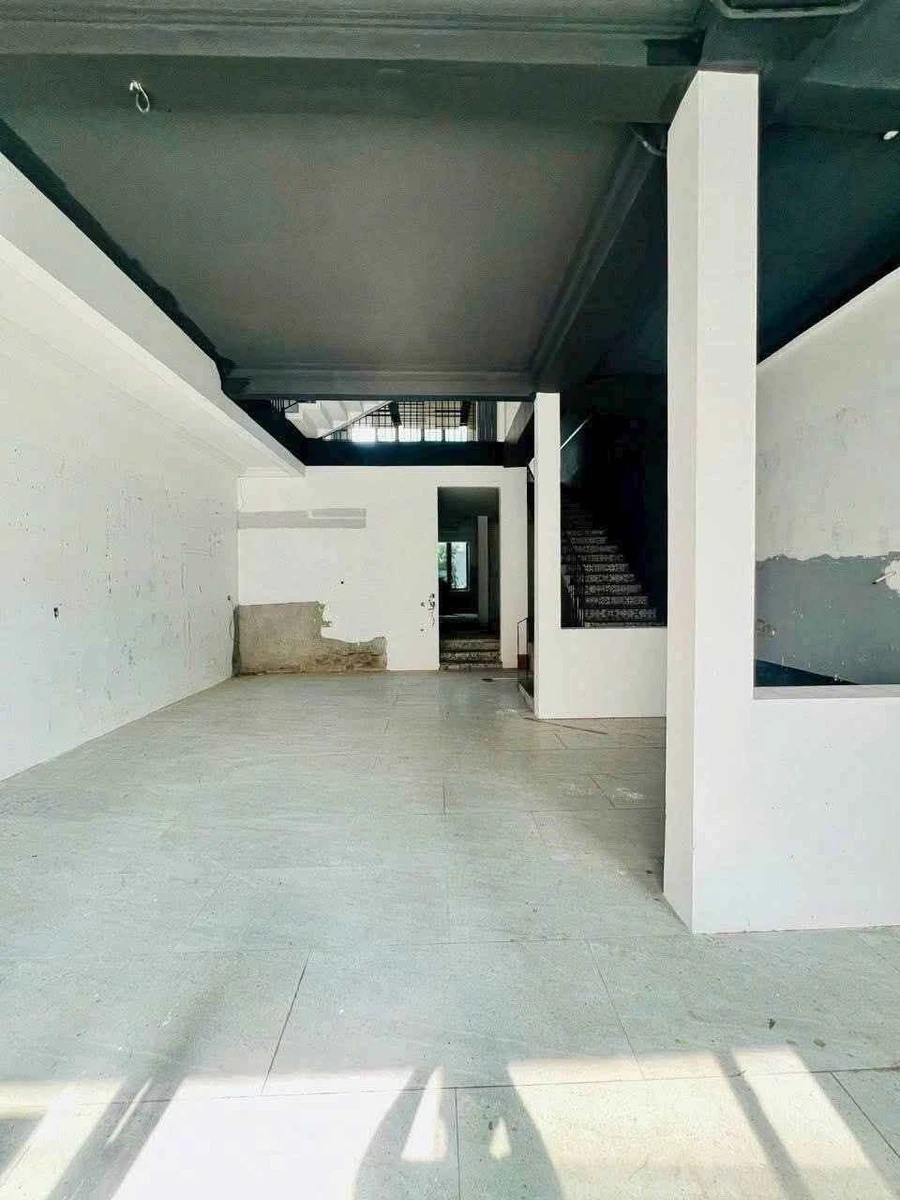 Cho thuê nhà 3 tầng mặt tiền 157.5m² Lê Lợi Quy Nhơn 30 triệu/tháng - Ảnh thu nhỏ 2