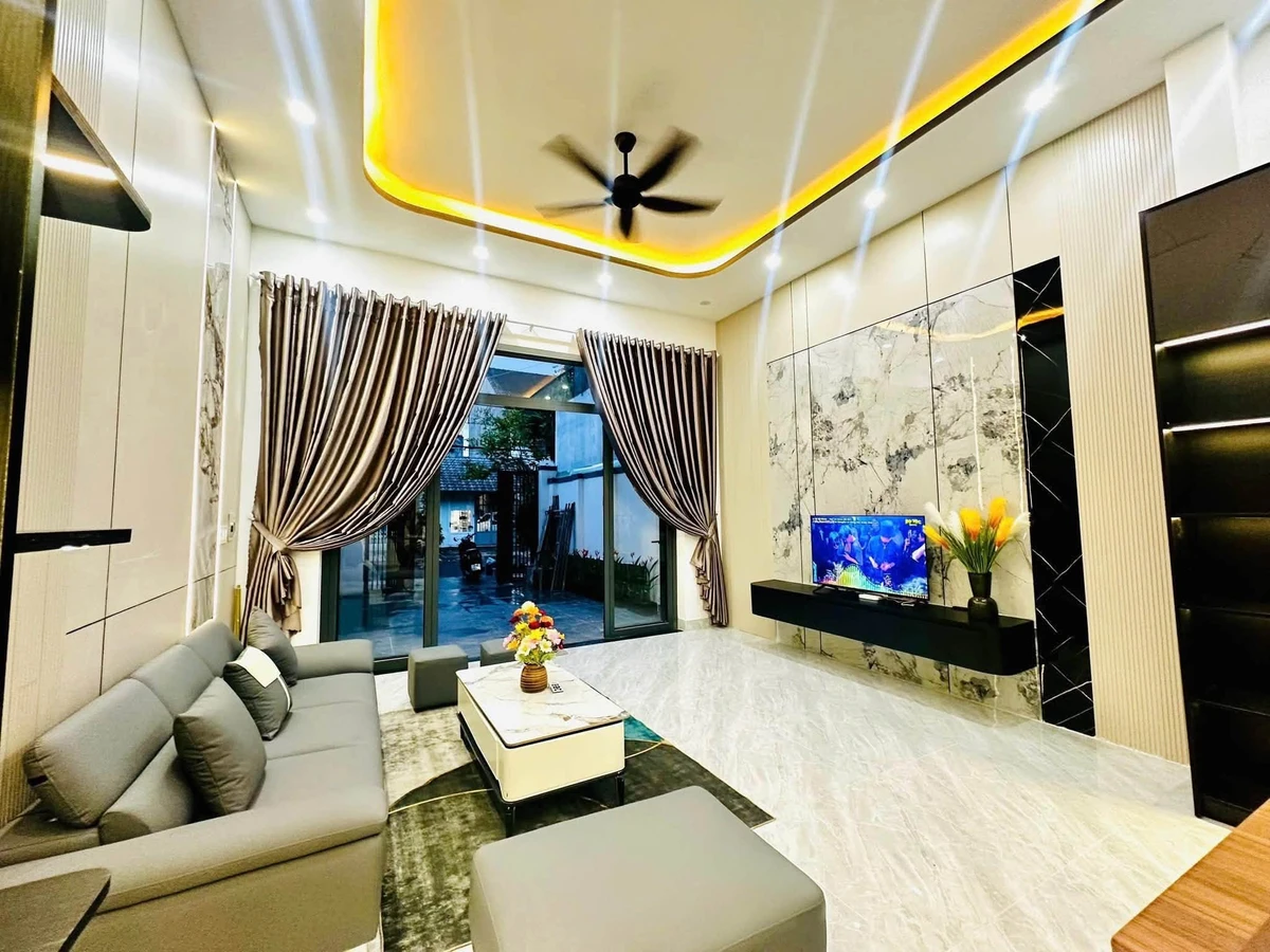 Cho thuê nhà 2 tầng mặt tiền Nguyễn Thuật, 3PN 4WC, 250m2, 25 triệu/tháng - Ảnh thu nhỏ 4
