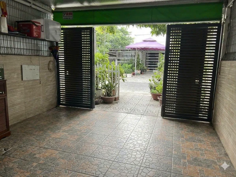Bán nhà 1 trệt 1 lầu 4,5x15,5m, 4 phòng ngủ, KĐT Phú Cường, Rạch Giá giá 1,99 tỷ