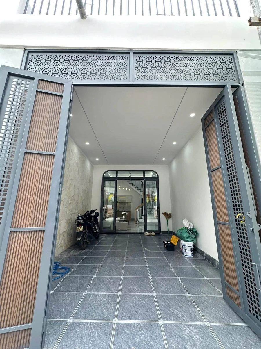 Bán nhà lầu góc 2 mặt tiền 4x15m, 3PN, hẻm Phong Cảnh, KP4A Trảng Dài, Biên Hòa - Ảnh thu nhỏ 2