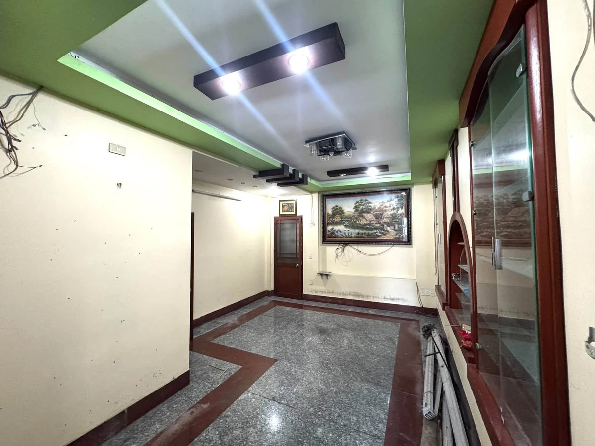 Bán nhà mặt đường Lê Hồng Phong 60m2, 4 tầng, 4 phòng ngủ, Hải Phòng - Ảnh thu nhỏ 2