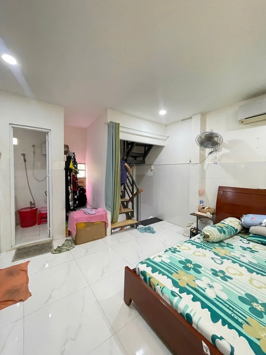 Bán nhà 1 trệt 2 lầu 60m2 Chiến Lược Bình Trị Đông - Ảnh thu nhỏ 3