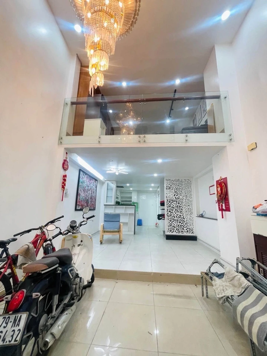 Bán nhà hẻm xe hơi 4 tầng 53m² Cách Mạng Tháng 8 Quận 10 - Ảnh thu nhỏ 2