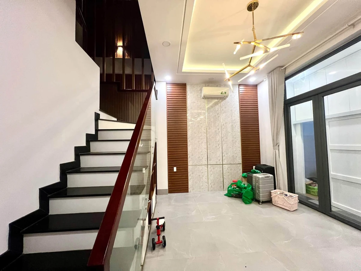 Bán nhà 1 trệt 1 lầu 100m2 Phú Thuỷ Lâm Đồng 4 tỷ 6 - Ảnh thu nhỏ 2