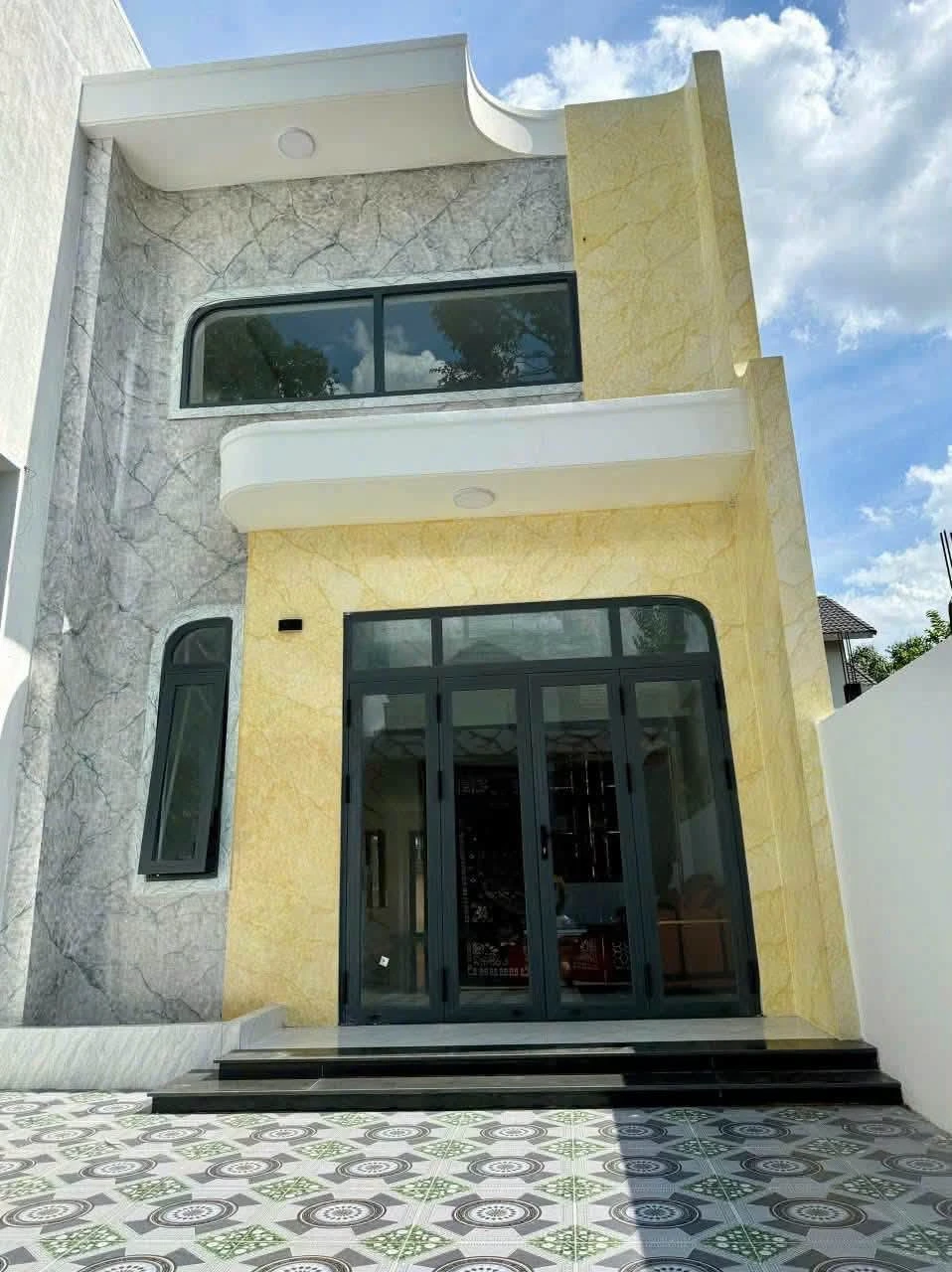 Bán shophouse 105m² Mỹ Phước 3, Bến Cát, giá 2 tỷ 3 - Ảnh 1