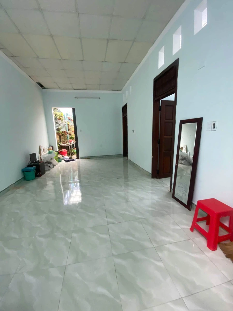Bán nhà Yết Kiêu Quận 1, 231m², 3PN, 1 tỷ 6xx - Ảnh thu nhỏ 3