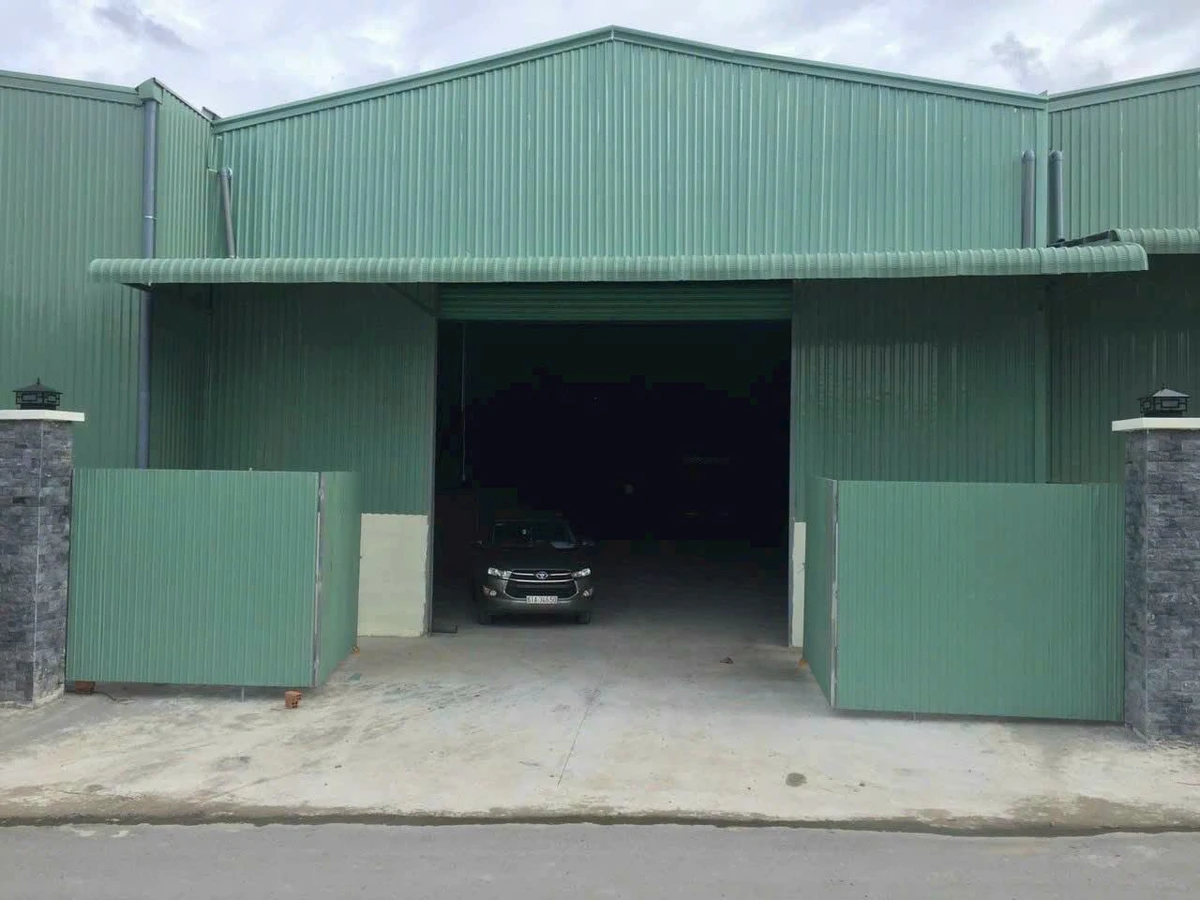 Bán nhà xưởng mặt tiền 717.7m² Tân Phước, Tân Uyên - Ảnh thu nhỏ 3