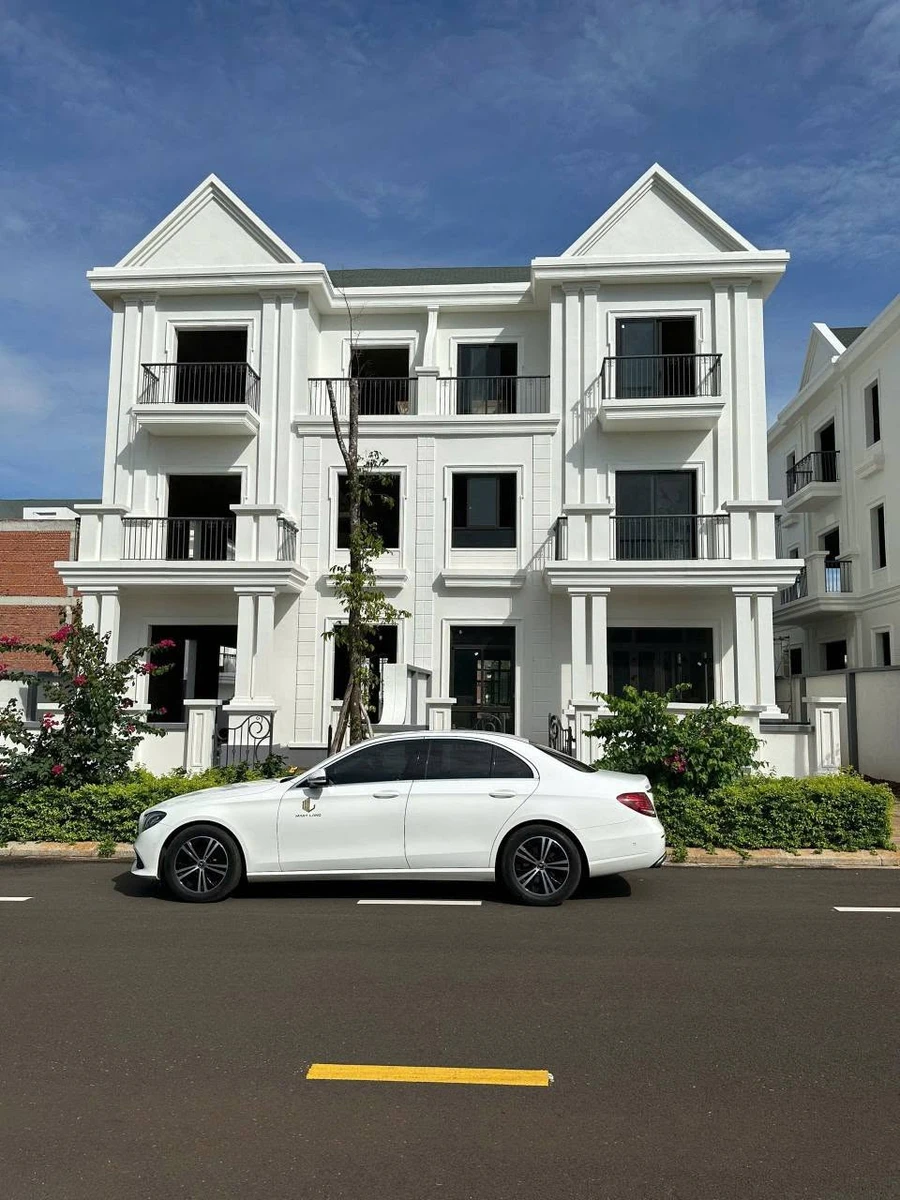 Bán biệt thự song lập Eco City Buôn Ma Thuột 250m2, 19 tỷ - Ảnh 1