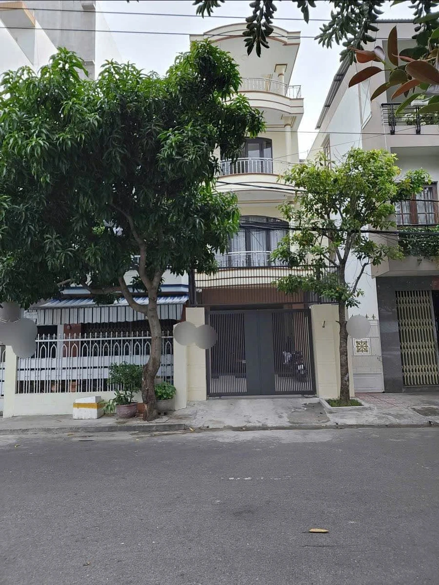 Bán nhà 4 tầng mặt tiền Lê Chân, 106m², Nha Trang - Ảnh 1