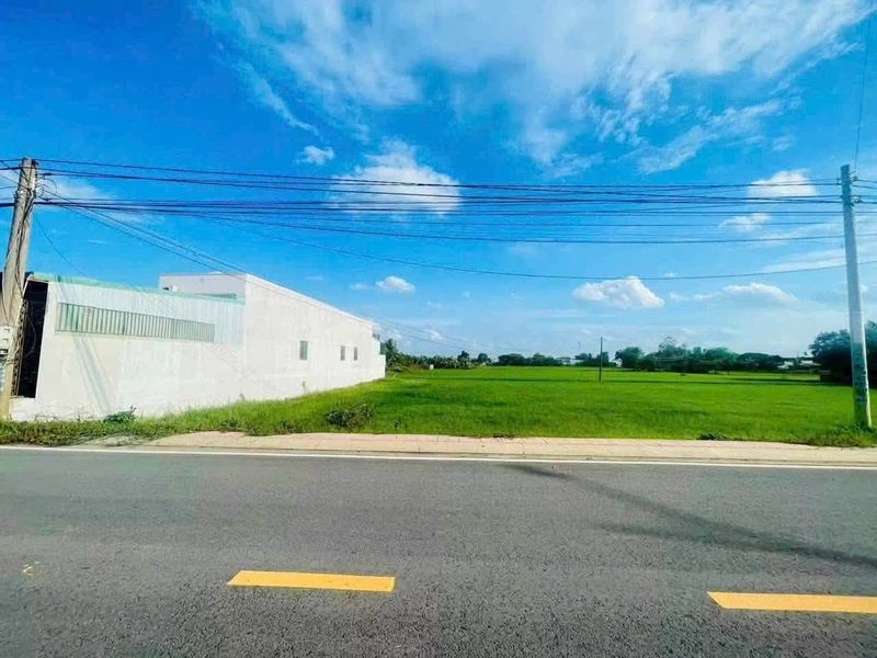 Bán gấp đất thổ cư mặt tiền đường Nguyễn Văn Dương 5x43m, Đức Hòa, Long An