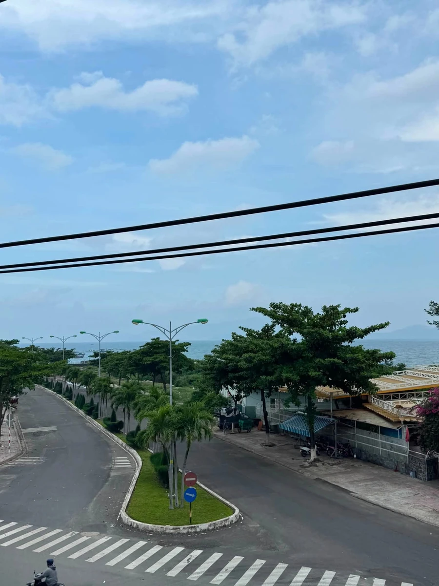 Cho thuê nhà 3 tầng kinh doanh Phạm Văn Đồng Nha Trang, 220m2, 25 triệu/tháng - Ảnh thu nhỏ 5