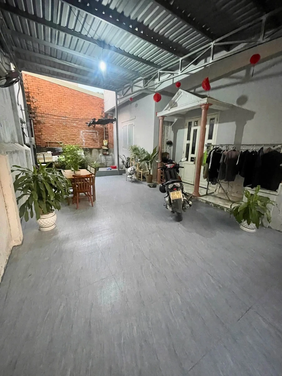 Bán nhà 2 tầng 2 phòng ngủ 90m2 Tương Bình Hiệp - Ảnh thu nhỏ 2