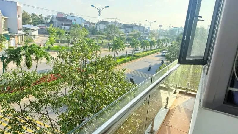 Cho thuê nhà 3 tầng mặt tiền Trường Chinh 100m², 13 triệu/tháng - Ảnh thu nhỏ 2