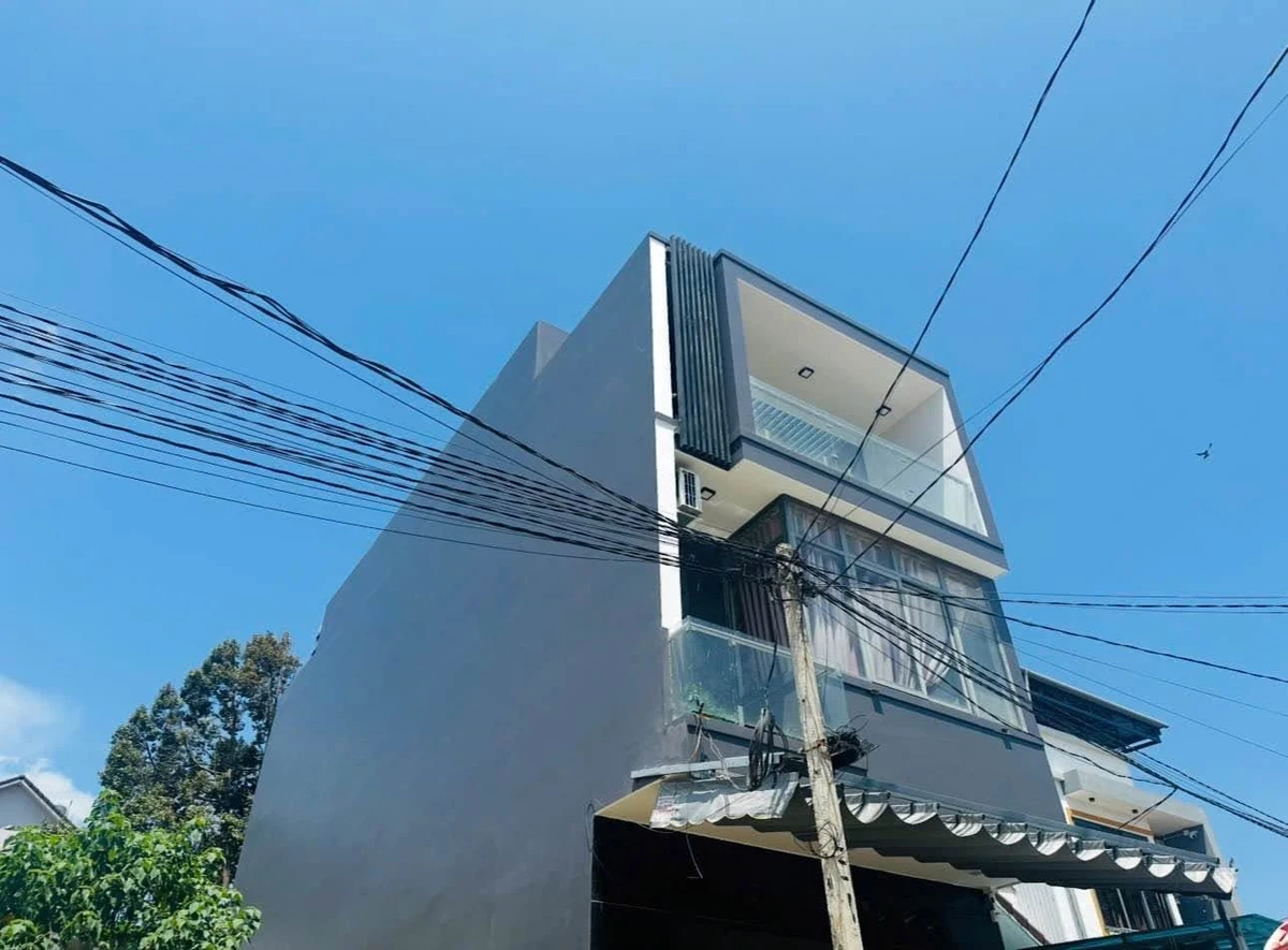 Bán nhà 4PN 3WC 107m² Lê Duẩn, Buôn Ma Thuột - Ảnh thu nhỏ 3