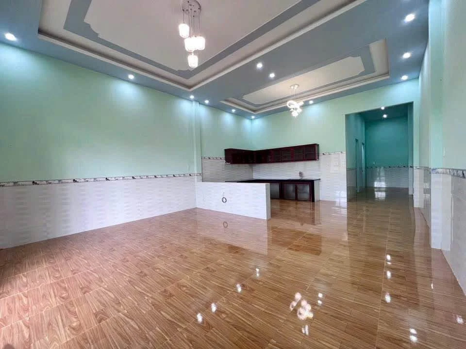 Bán nhà hẻm Hóc Môn 3PN, 150m² giá 1 tỷ 1 - Ảnh thu nhỏ 2