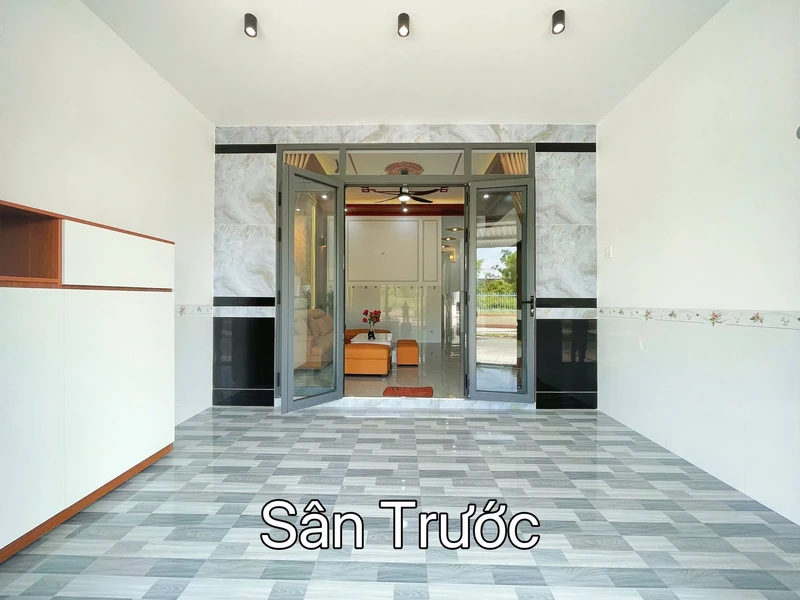 Bán nhà mặt tiền 108m² 3PN Rạch Giá 2,49 tỷ