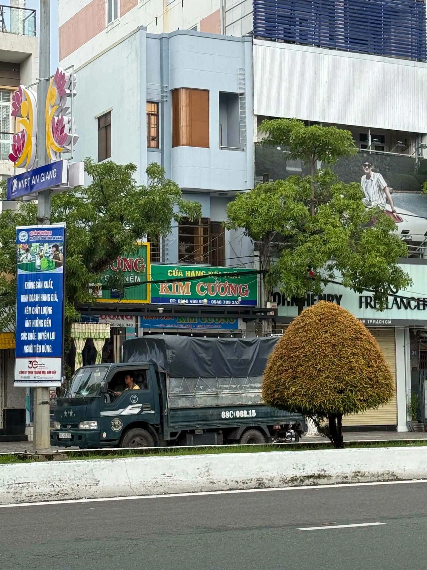 Bán nhà mặt tiền Trần Phú Rạch Giá 106.6m² - 14 tỷ - Ảnh 1