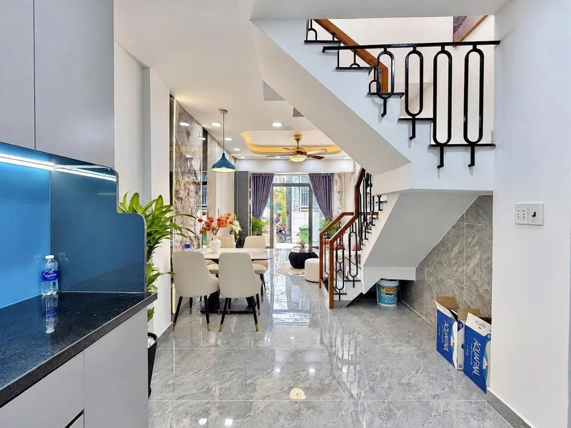 Bán nhà hẻm 6m Phan Văn Trị, Bình Thạnh, 4,4x10m, 2 tầng 3PN, giá 6,19 tỷ