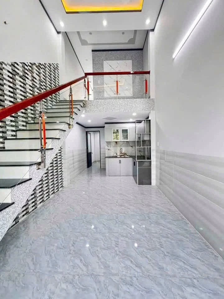 Bán nhà gác lửng 80m² 2 phòng ngủ tại Long Bình - Ảnh 1