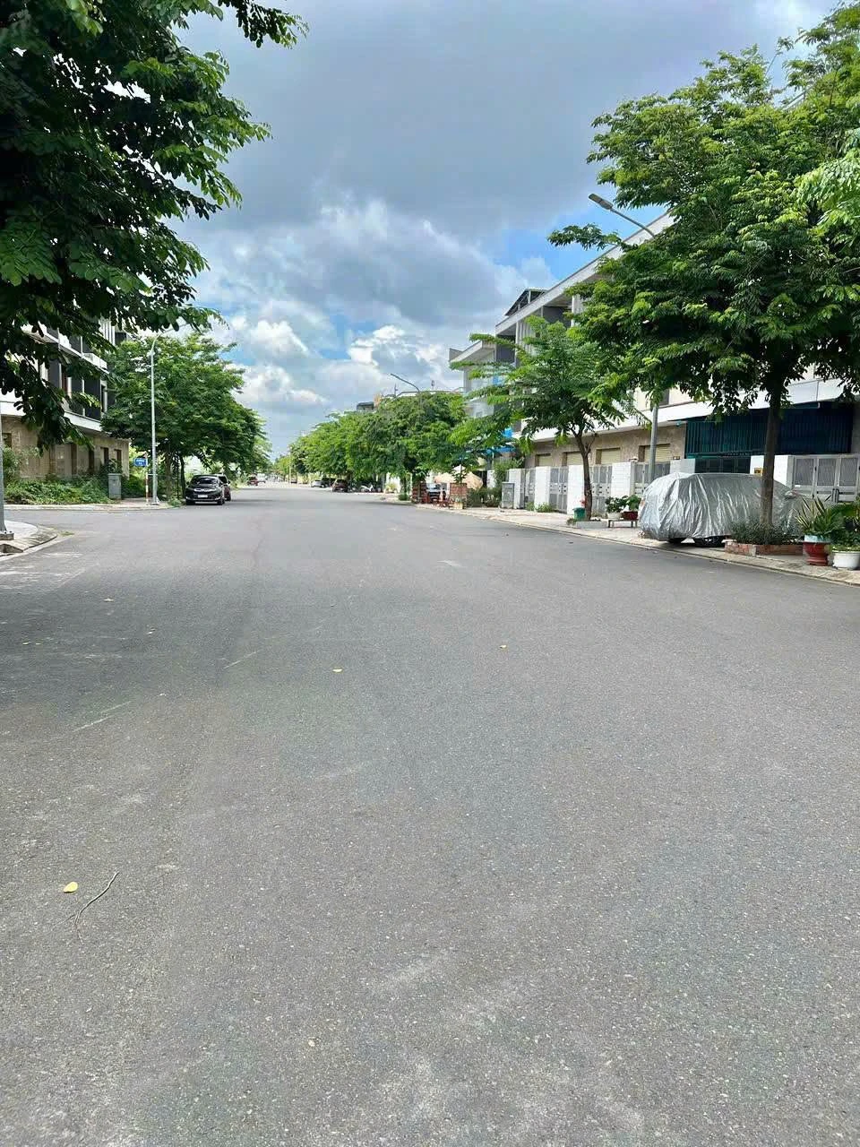 Bán nhà 2 lầu mặt tiền đường E3, 300m2 Biên Hòa - Ảnh 1