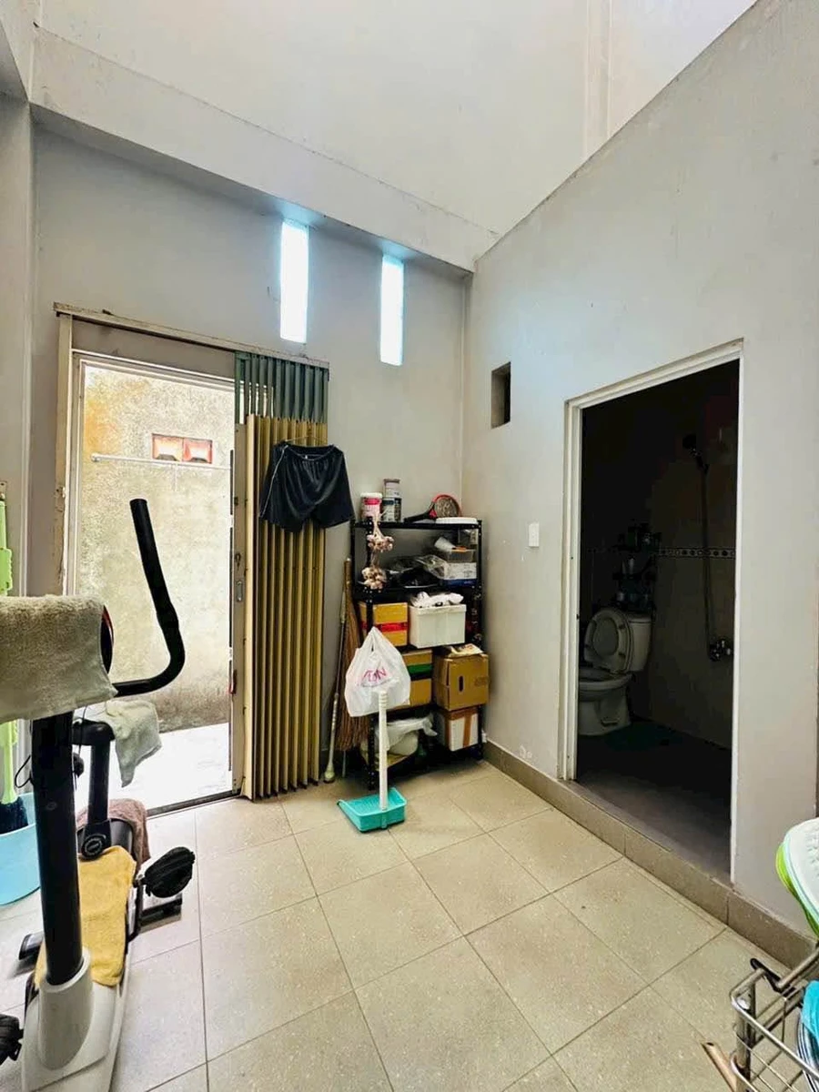 Bán nhà mặt tiền chợ Gia Viên Tân Hiệp 250m² 6 tỷ - Ảnh thu nhỏ 4