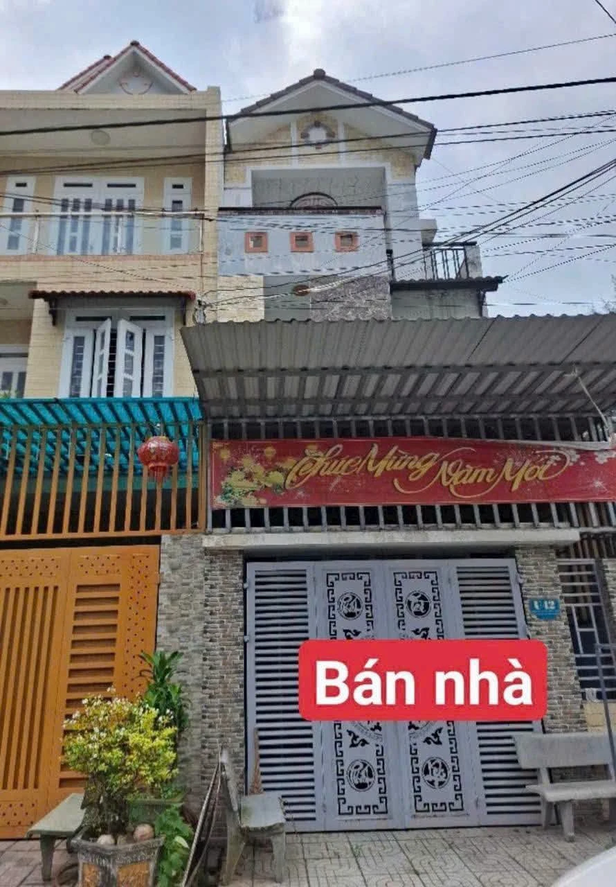 Bán nhà mặt tiền 1 trệt 2 lầu 4.5x27m Phường Long Bình Bình Tân - Ảnh 1