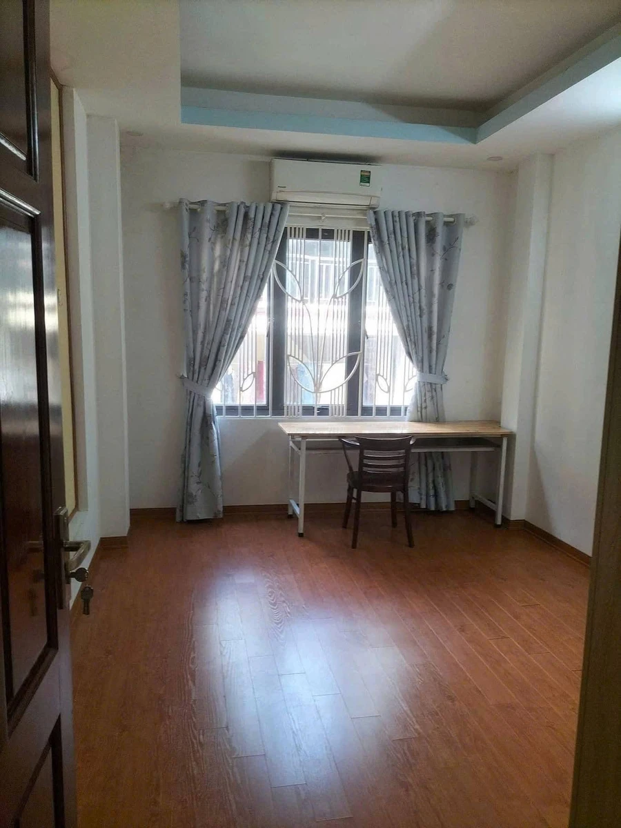 Cho thuê nhà mặt ngõ 40m² 5 tầng, 4 PN, Trần Khát Chân - Ảnh thu nhỏ 3