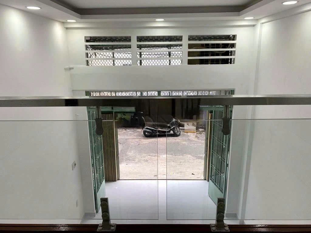 Cho thuê nhà Cách mạng tháng 8 Q.10, 50.75m², 17 triệu/tháng - Ảnh thu nhỏ 2
