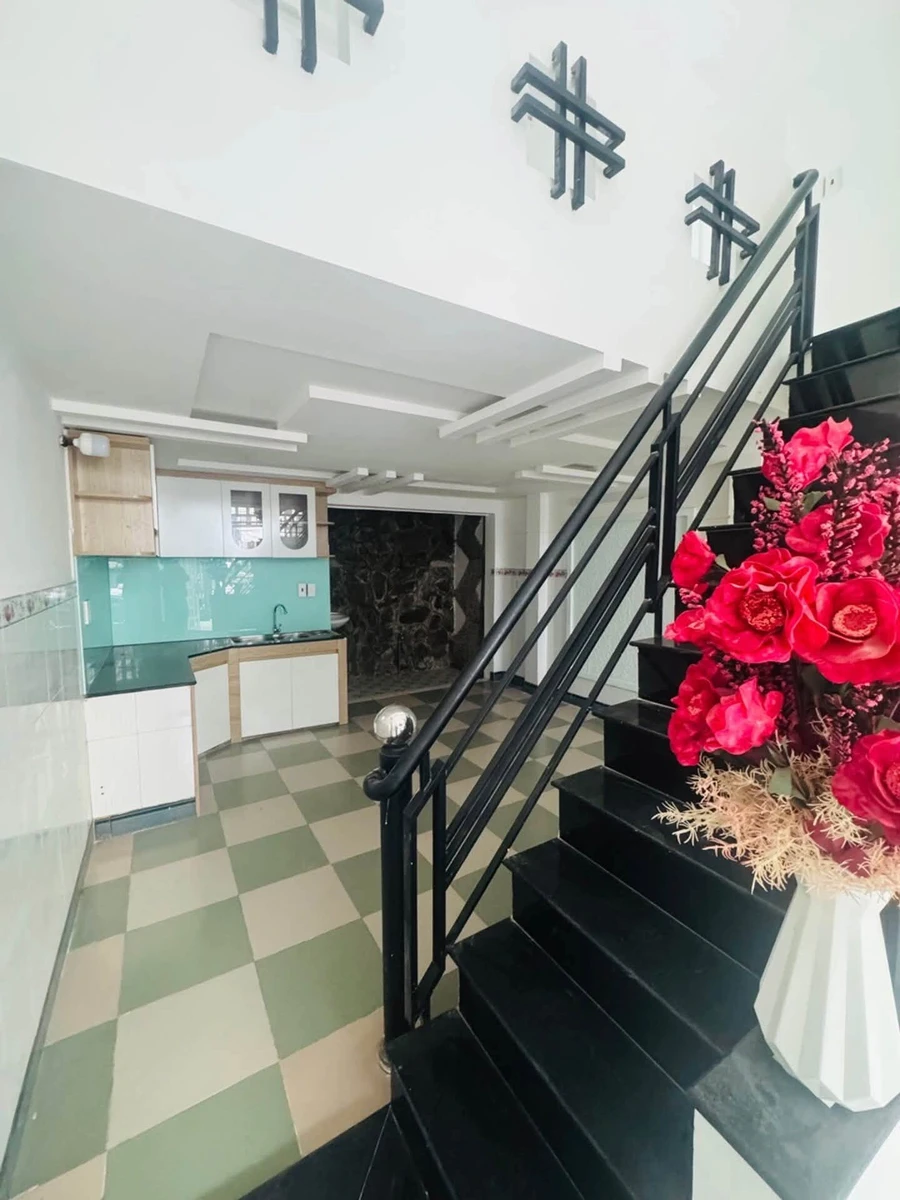 Bán nhà hẻm xe hơi Lê Đình Cẩn, Bình Tân, DTSD 70m2, giá hơn 3 tỷ - Ảnh thu nhỏ 5