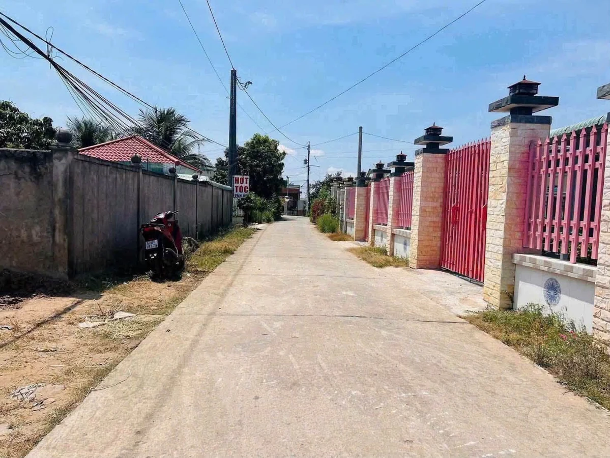 Bán nền đất thổ cư 165m² mặt tiền Lê Minh Xuân Tây Ninh - Ảnh thu nhỏ 3