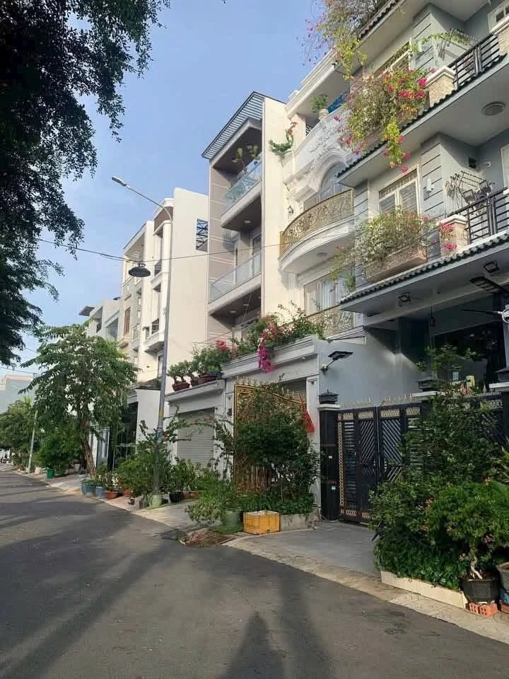 Bán nhà 3 tầng 90m² view sông KDC Phú Mỹ, Nguyễn Lương Bằng nối dài, Quận 7 - 10,1 tỷ - Ảnh thu nhỏ 2