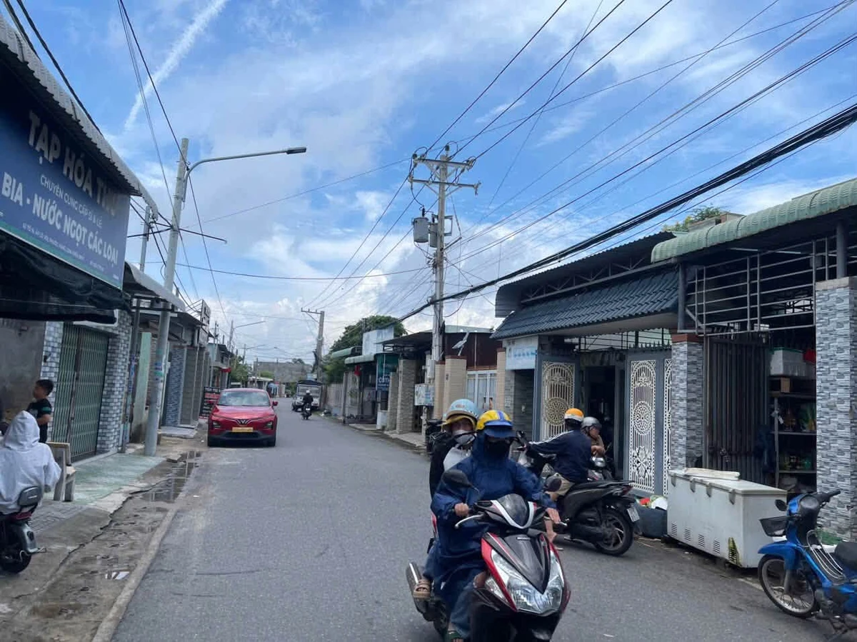 Bán lô đất 350m² Xã Long Hải, giá 7 tỷ 335 triệu - Ảnh thu nhỏ 2