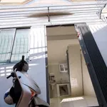 Bán nhà hẻm 17,1m2 trệt 2 lầu 2PN gần nhà thờ Xóm Chiếu, Quận 4, giá 3 tỷ - Ảnh thu nhỏ 2
