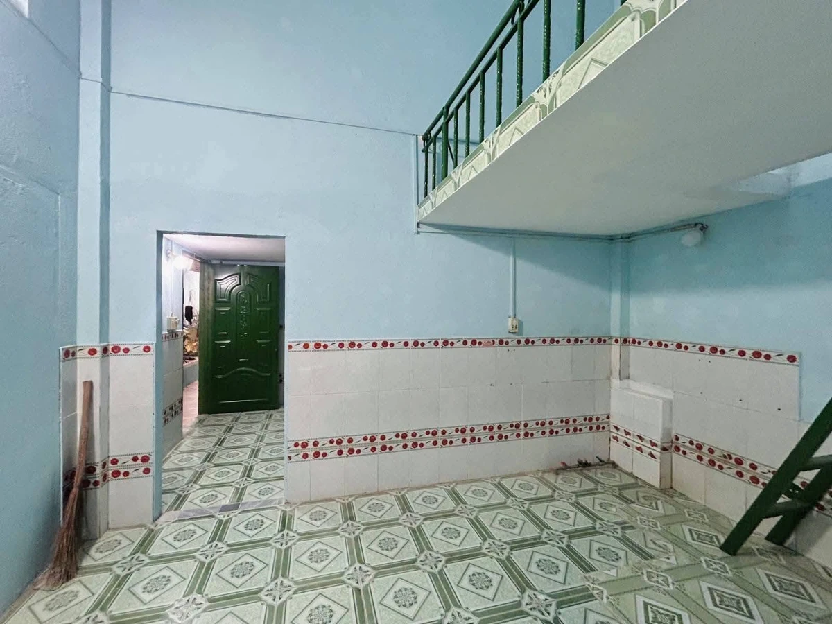 Bán dãy trọ 7 phòng và 1 kiot 100m2 gần KCN Sóng Thần, Dĩ An, giá 3,1 tỷ - Ảnh thu nhỏ 4
