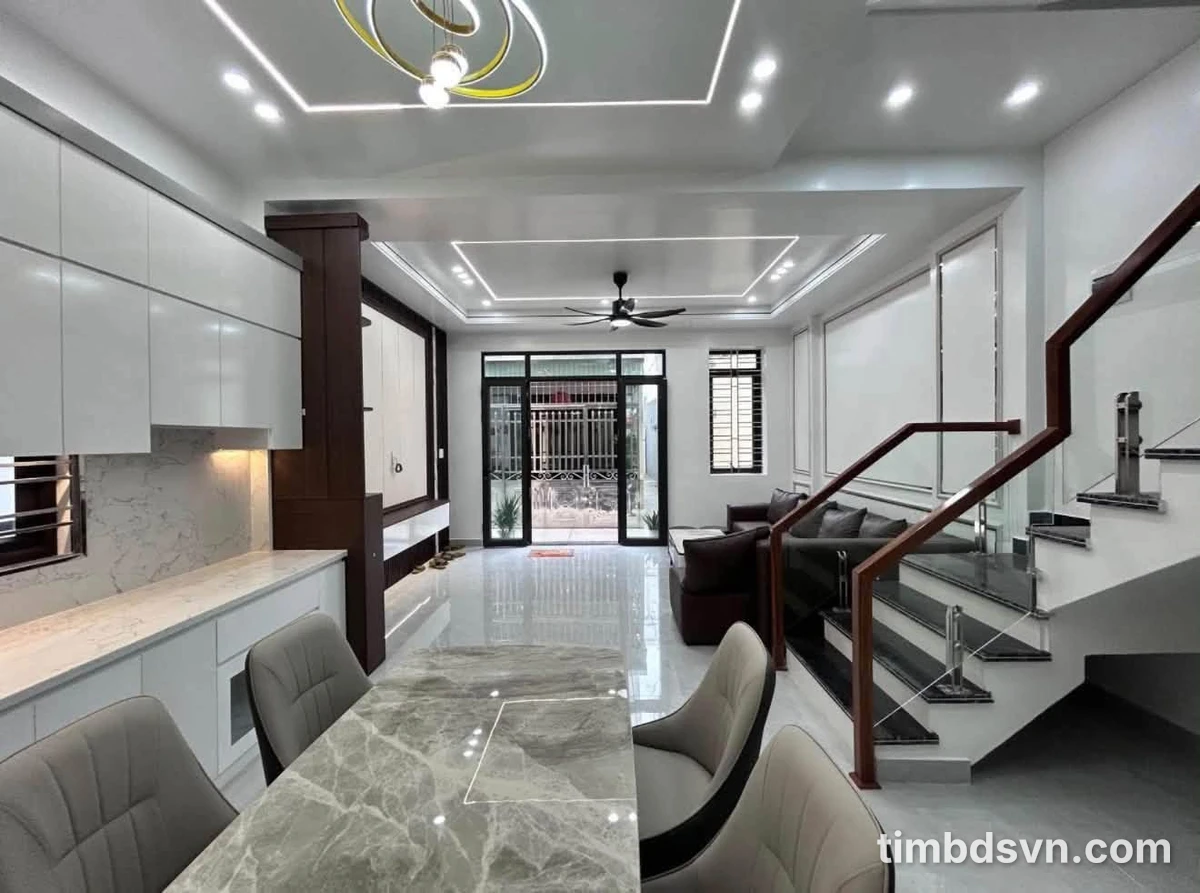 Bán dãy nhà 4 tầng 47m² Đà Nẵng 3,5-3,95 tỷ - Ảnh thu nhỏ 2