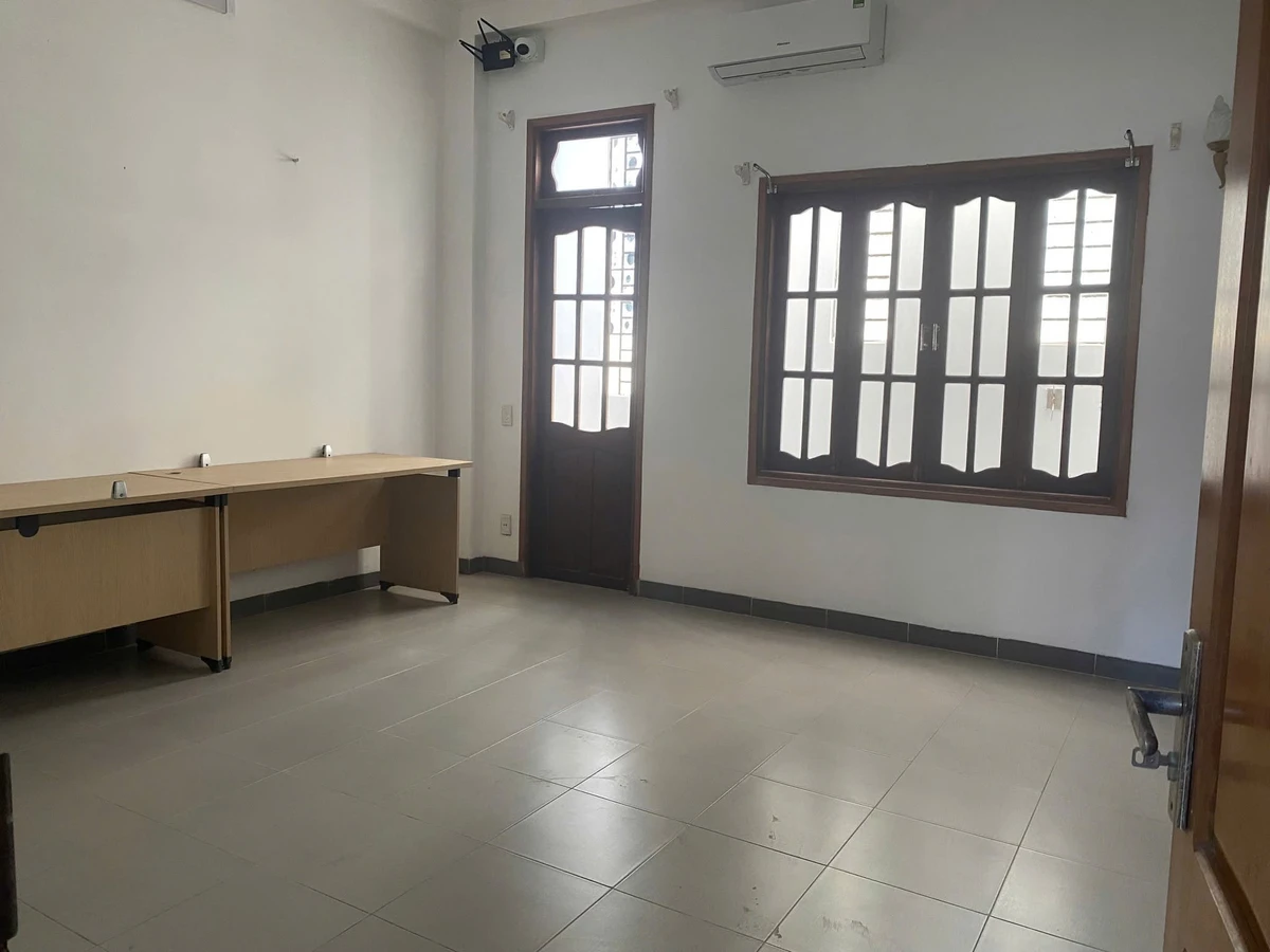 Bán nhà 3 tầng mặt tiền 156m2 Nguyễn Trãi Đà Nẵng 22 tỷ - Ảnh thu nhỏ 4