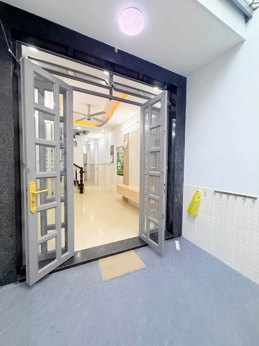 Bán nhà 4PN 128.5m² hẻm Đoàn Văn Bơ Quận 4 - Ảnh thu nhỏ 2