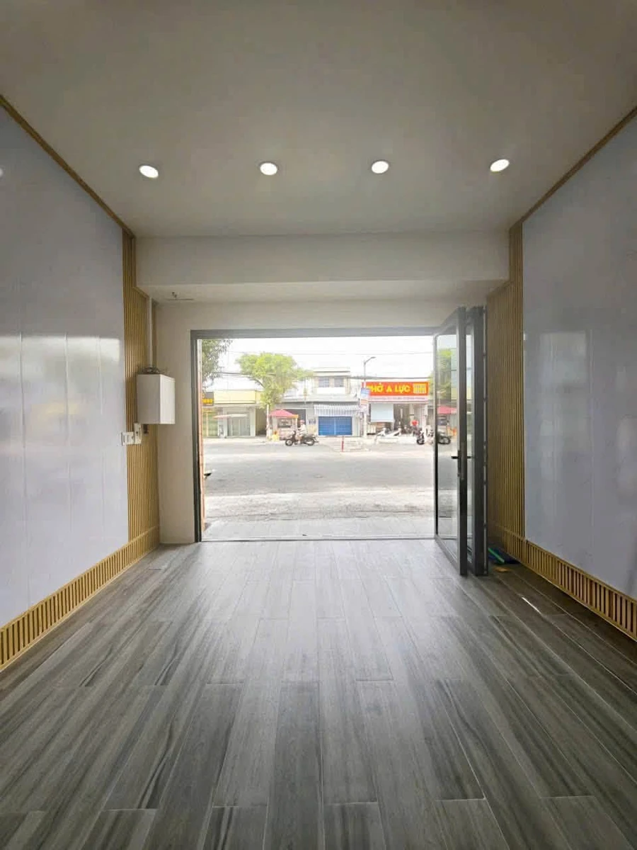 Bán nhà mặt tiền Nguyễn Trung Trức, 96m², An Giang, 3 tỷ 850 - Ảnh thu nhỏ 4
