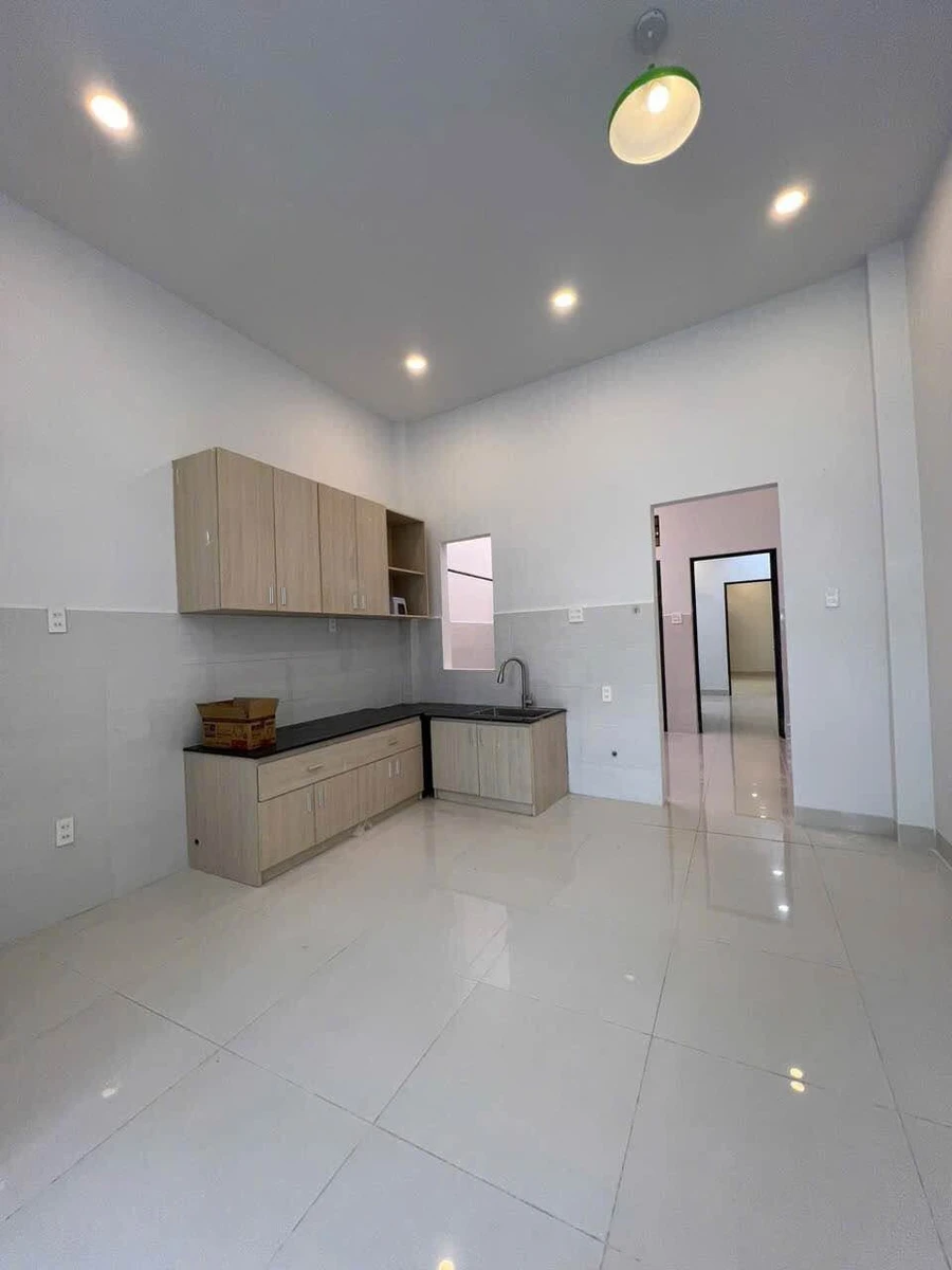 Bán đất thổ cư có nhà 108m2 Lê Quý Đôn, Phan Thiết 2 tỷ - Ảnh thu nhỏ 2