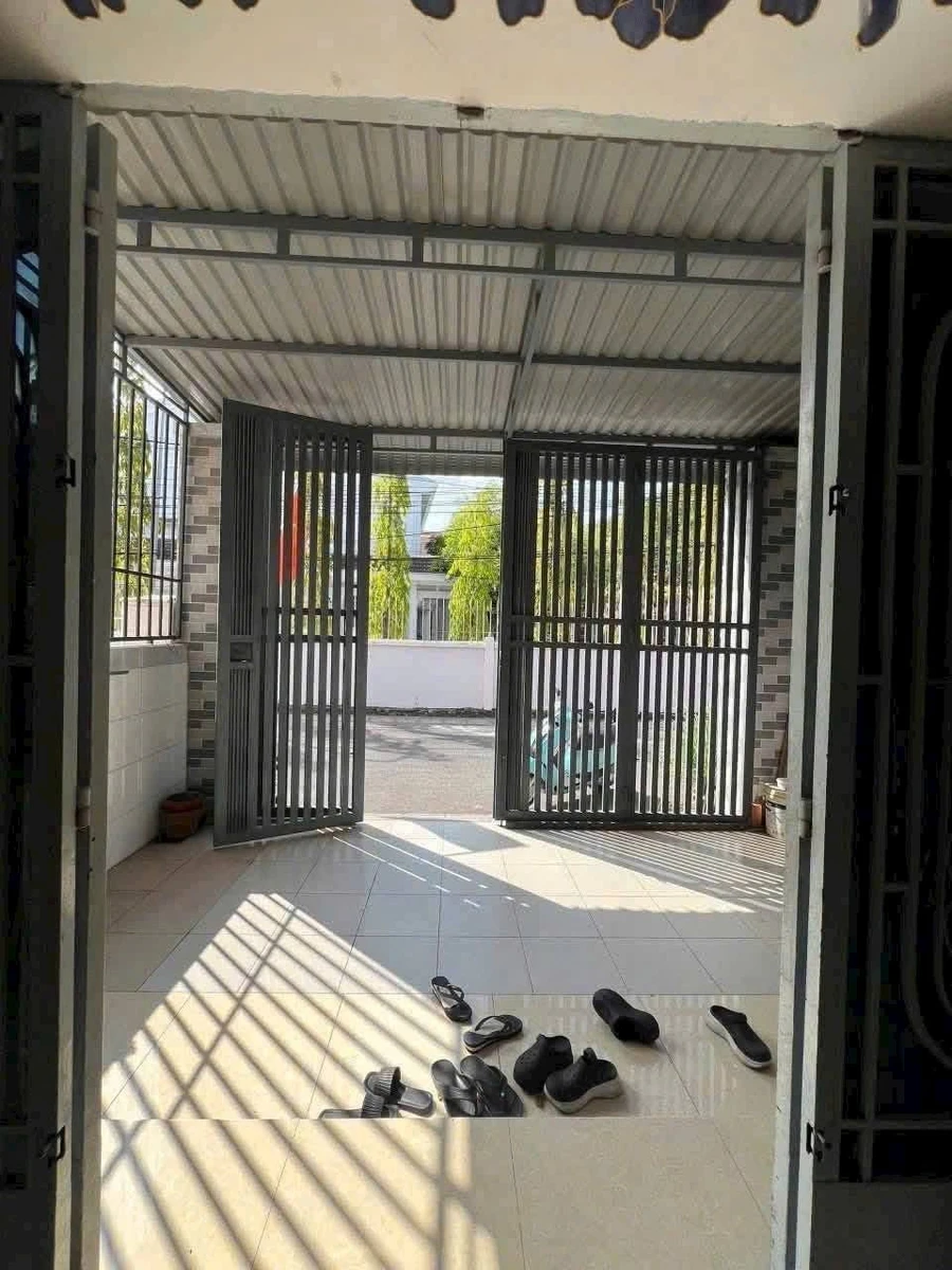 Bán nhà 1 trệt 1 lầu 100m² Long Toàn Bà Rịa - Ảnh thu nhỏ 3